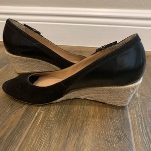 Size 8.5M Nurture Wedge Sandals